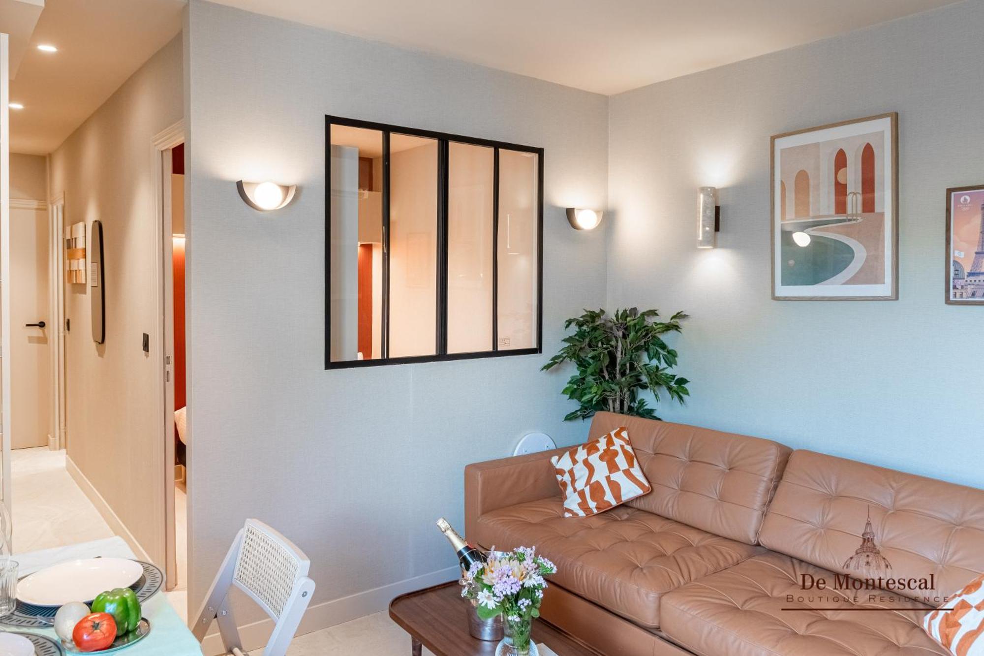 De Montescal Montparnasse Ac In A Prime Location 22 -36m2 Appartement Paris